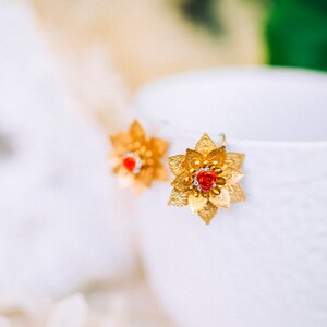 Flower earrings Festival earrings Gold earrings Summer earrings Flower jewellery Wedding accessories Red earrings Bridal earrings Boho zdjęcie 7