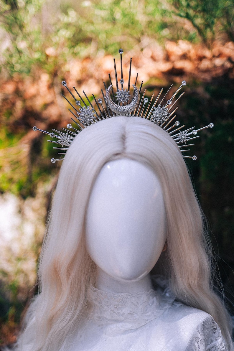Celestial Halo Crown: Silver Moon Star Brudhuvudbonad, Fantasy Bröllopspannband bild 20