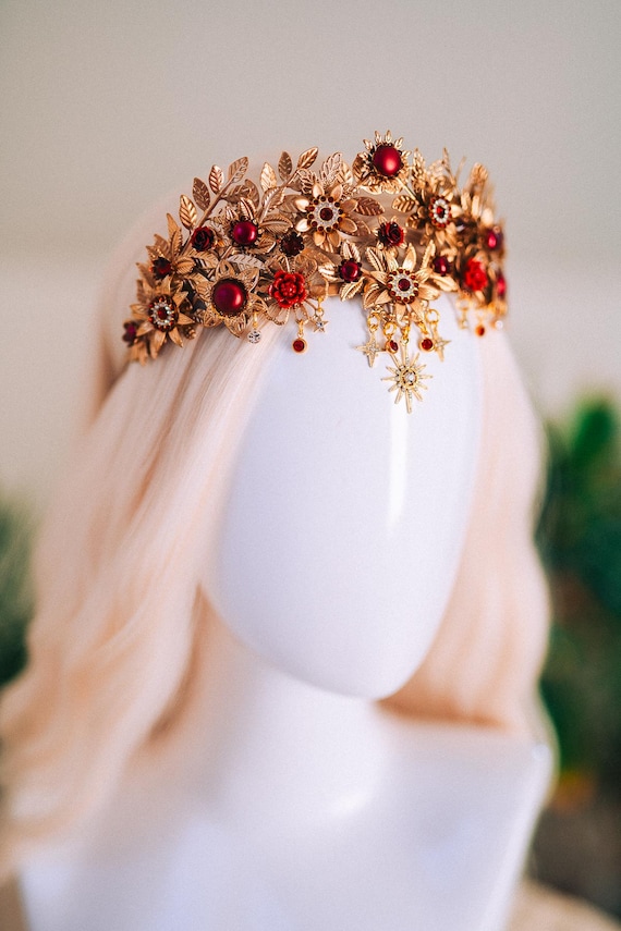 Unused bridal crown / headpiece Wedding floral leaf tiara | Bridal tiara – Sumarokova Atelier main image 4