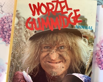 RARE Vintage/Retro 1981 'Worzel Gummidge Annual in Hardback - Childhood Nostalgia  - Short Stories/Comic Strip Stories/Photographs/Articles