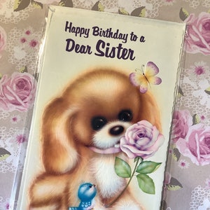 RARO, vintage/retro, da década de 1970, sem uso, "Feliz Aniversário para uma Querida Irmã", design fofo/retro de cachorro e pássaro azul - Verso Doce - Cartão de Fã Irmã Retrô