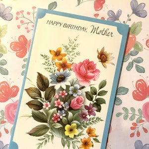 EXTRÊMEMENT Rare inutilisé vintage Circa 1960s 'Happy Birthday Mother' Card - Sweet Floral Design - Sentimental Verse - vintage Loving Mother