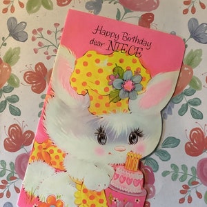 Raro vintage/retro por volta de 1960 cartão 'feliz aniversário, querida sobrinha' gato super fofo em um design de avental-kitsch/nostalgia amorosa sobrinha doce verso