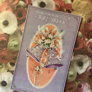 ZELDZAME Vintage/Retro Circa jaren 1960 ongebruikte 'On Your' Silver Wedding Anniversary Card - Pretty Floral & Bells Design - met envelop - Prachtig
