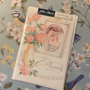 Cartão raro vintage de 1986 Nosso aniversário de casamento - Cartão retrô FABULOSO com foto de casamento e design de rosas - Cartão Sweet Nostalgia Lover