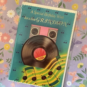 Cartão RARE True Vintage/Retro Circa 1980s 'Um desejo especial de aniversário para um belo neto' - Design temático musical - Cartão de amante de música/Retro/1980