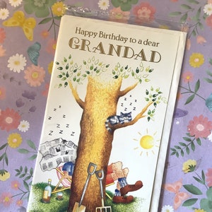 Cartão raro, vintage/retro, da década de 1970, "Feliz aniversário para um querido avô", com design engraçado de vovô jardineiro/cochilando - Cartão nostálgico