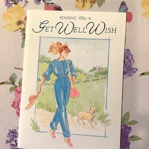 RARE carte « Send You A Get Well Wish » rétro/vintage des années 80 - FABULEUSE fille des années 80 de style promenant son chien Carte de rétablissement nostalgique