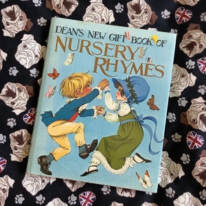 1971 RZADKA książka dla dzieci, pierwsze wydanie „Dean's New Gift Book Of Nursery Rhymes” w twardej oprawie, ilustracje Janet i Anne Grahame Johnstone