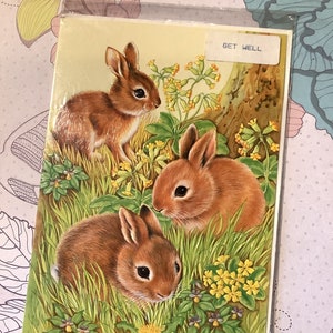 FABULEUX Rare vintage / Rétro 1970s Blank Get Well Card avec ADORABLE Rabbits Design par Rosalind Baldwin - Pevril Cards - Rabbit Lover Card