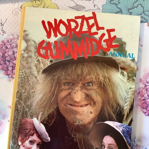 RARE Vintage/Retro 1981 'Worzel Gummidge Annual in Hardback - Childhood Nostalgia  - Short Stories/Comic Strip Stories/Photographs/Articles