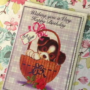 Cartão RARO Vintage/Retro Circa 1980 'Desejando a você um Feliz Aniversário' - Design de Cachorro Fofo - Cartão de Amigo Vintage/Amante de Cachorro - Cartão Incomum
