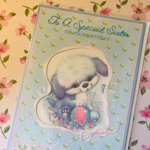 Cartão RARE Circa 1970 Vintage Não Usado 'Para uma Irmã Especial no Seu Aniversário' - Design Fofo de Cachorro e Borboleta - Retro/Kitsch/Irmã Amorosa de Cachorro