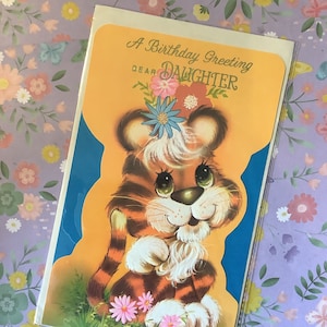 Raro vintage por volta de 1960 'Uma saudação de aniversário, querida filha' Cartão grande recortado - Design fofo de tigre - Verso doce - Cartão retrô de filha amorosa