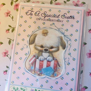 Cartão raro vintage não utilizado da década de 1970 'Para uma irmã especial em seu aniversário' - Design fofo de cachorro e pássaro recortado - Retro/Kitsch/Irmã amorosa de cachorro