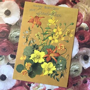 RARO Vintage Circa 1960 IMPRESIONANTE Tarjeta 'Feliz cumpleaños querida abuela' - Tarjeta de diseño bastante floral - Verso dulce - Tarjeta nostálgica para guardar