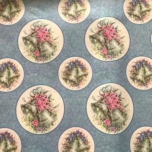 UITERST zeldzame vintage circa 1960s bruiloft gift wrap met prachtige klokken, bloemen en lint ontwerp-vintage bruiloft / verjaardag gift wrap