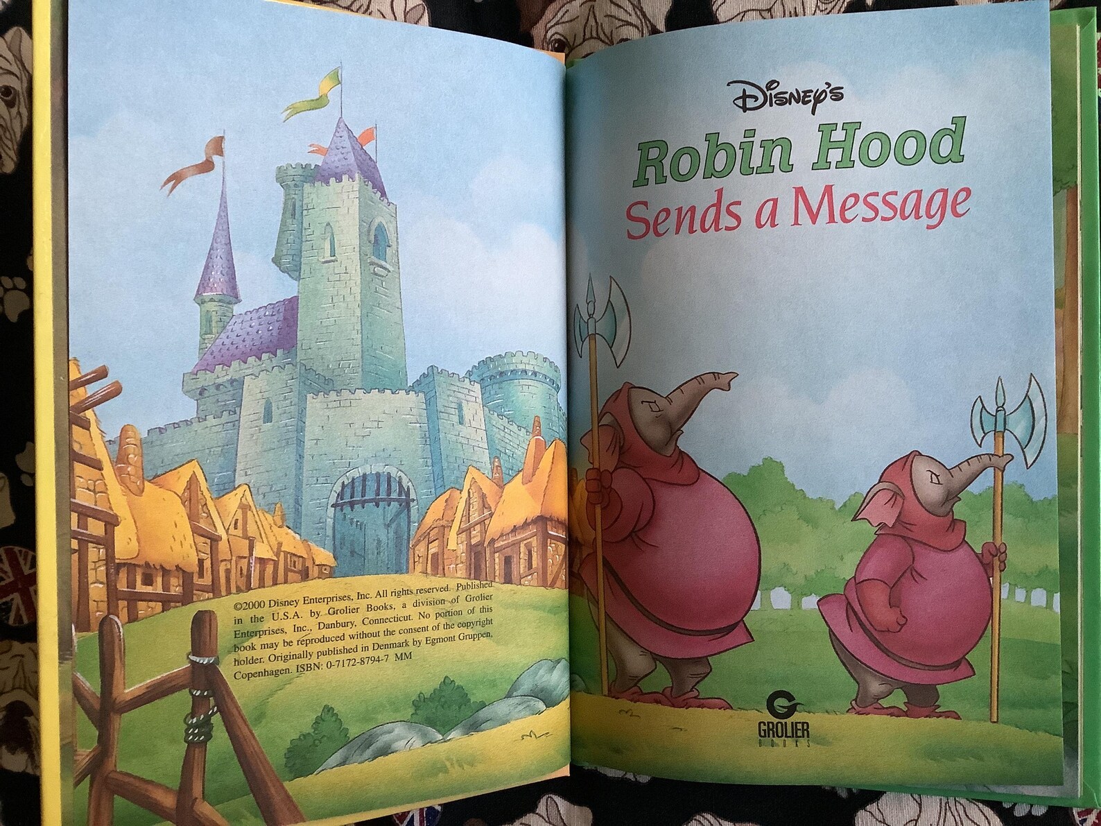 RARE 2000 Vintage 'robin Hood Sends a Message' Book in Hardback - Walt ...