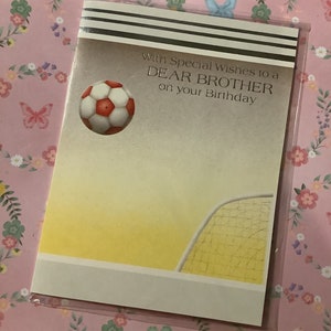 SELTENE Vintage-Karte aus den 1980er Jahren mit der Aufschrift „Mit besonderen Wünschen an einen lieben Bruder zum Geburtstag“ mit Fußball-Motiv – Fußballliebhaber-Bruder – süßer Vers