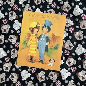 Estremamente RARA Vintage anni '70 "On Your Engagement" Grande Card - Retro Sharpe's Classic 'Pals 'n' Gals Card con favoloso design di coppia e cane