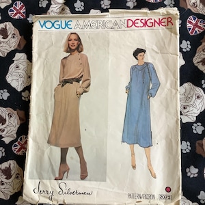 RARE Vintage circa 1970s Vogue American Designer Jerry Silverman Misses' Dress Pattern No 2073 in Size 10 (Bust Size 32.5") - Cut & Complete