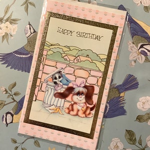 RARE vintage des années 1980 « Happy Birthday » carte Kitsch design grand chien aux yeux bleus - douces voeux à l'intérieur - carte nostalgique/rétro/amusant à trésor