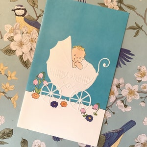 RARO biglietto per neonato vintage/retrò degli anni '80 circa - bambino carino in carrozzina e design floreale - biglietto per amanti vintage - semplice saluto - nostalgia