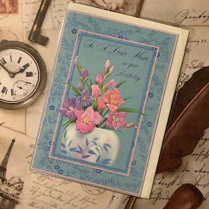RARE vintage Circa 1980s 'To A Dear Mum on your Birthday' Card - Pretty Floral Design - Sweet Verse - Floral/vintage/Nostalgia Loving Mum