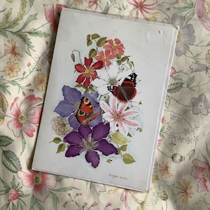 ZELDZAME Vintage 1989 Open verjaardagskaart PRACHTIG ontwerp getiteld 'Clematis & Butterflies' van een origineel van Bridgette James - A Card To Frame