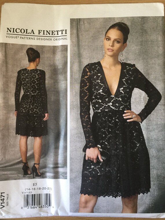 Uncut 2015 Vogue 'Nicola Finetti Designer Original' Sewing Pattern For a Misses' Dress in Sizes 14-16-18-20-22 - Collectable/Supply Pattern