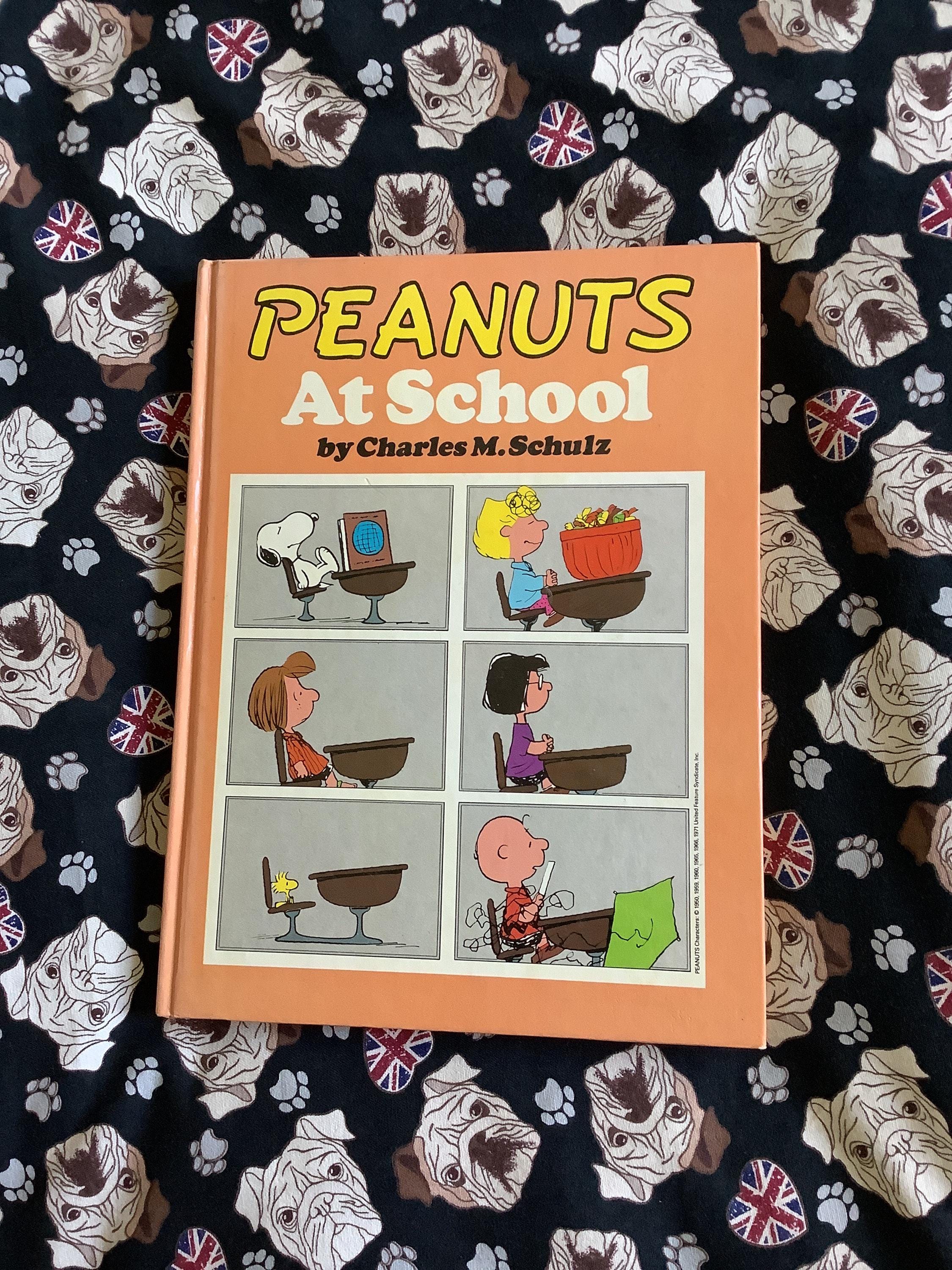 Rare 1982 Peanuts at School Hardback Book – Charles M. Schulz