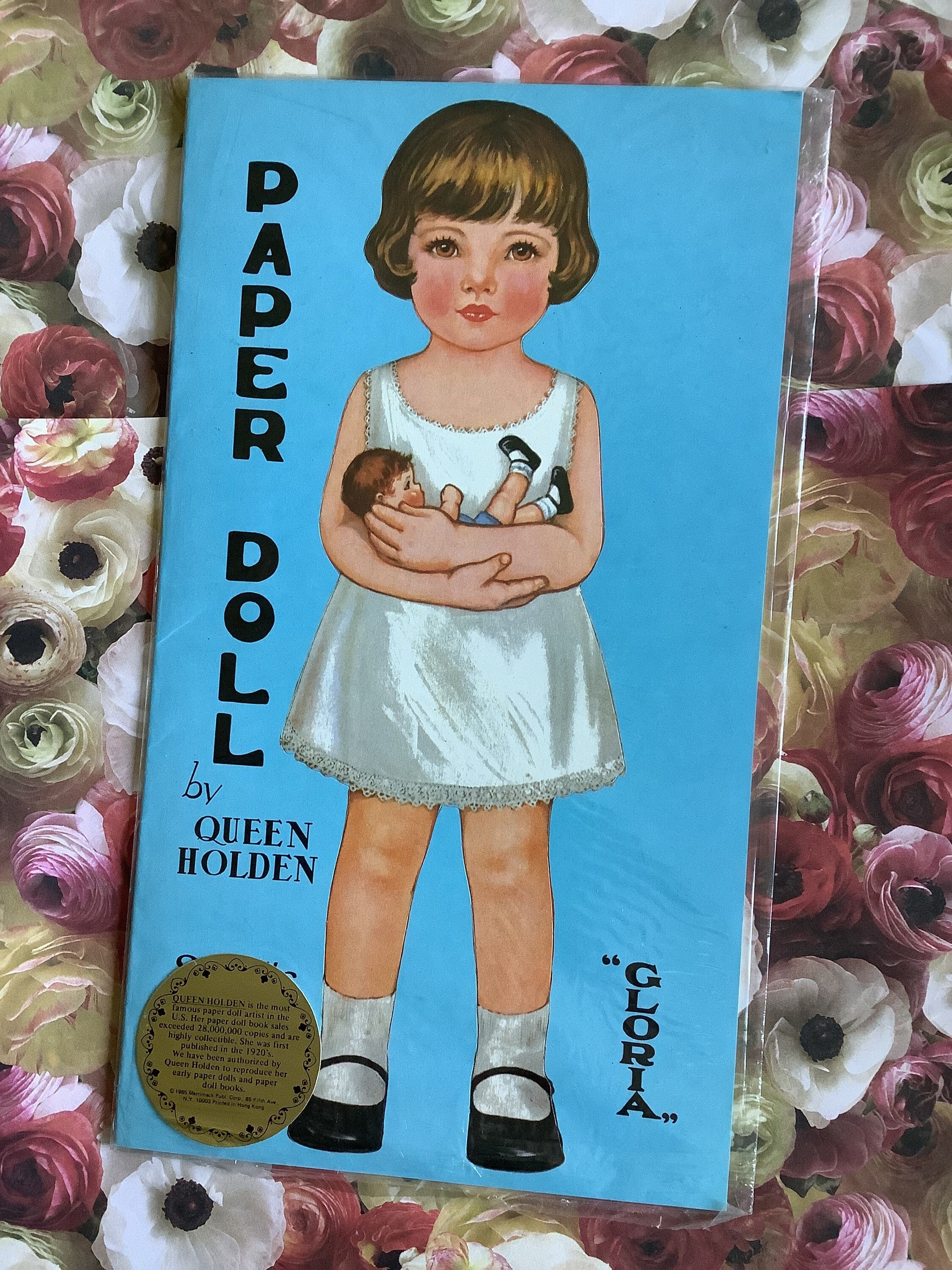 RARE Vintage 1985 gloria and Sonny Paper Doll Book by Queen
