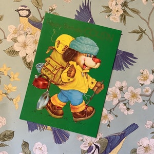 Cartão vintage extremamente raro da década de 1960 "Feliz Aniversário, Primo" - Design adorável de cachorro "Caminhante/Caminhante" - Verso doce - Cartão retrô para amantes