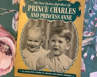 RARE Vintage Circa 1951 ‘The First Golden Gift Book of Prince Charles & Princess Anne -Black/White Photos of Princess Elizabeth’s Children