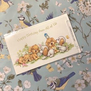 Cartão em branco raro, vintage/retro, da década de 1980, "Feliz Aniversário de Todos Nós" - Filhotes adoráveis, design de pássaro azul, joaninha e borboleta - Ventilador para cães