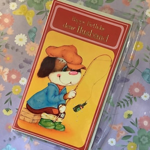 "Seltene Vintage Circa 1970er Jahre ""Happy Birthday eigentlich lieber Ehemann"" Karte - Retro ""Fischer"" Hundedesign - Innen dekoriert - Nostalgie - Angelliebhaber Karte."