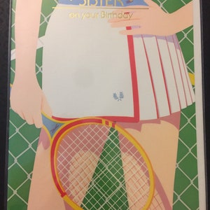 RARE Circa 1980s Vintage/Retro ‘To a dear Sister on your Birthday’ Design de jogador de tênis - Retro/Tennis Loving Sister - Cartão de qualidade