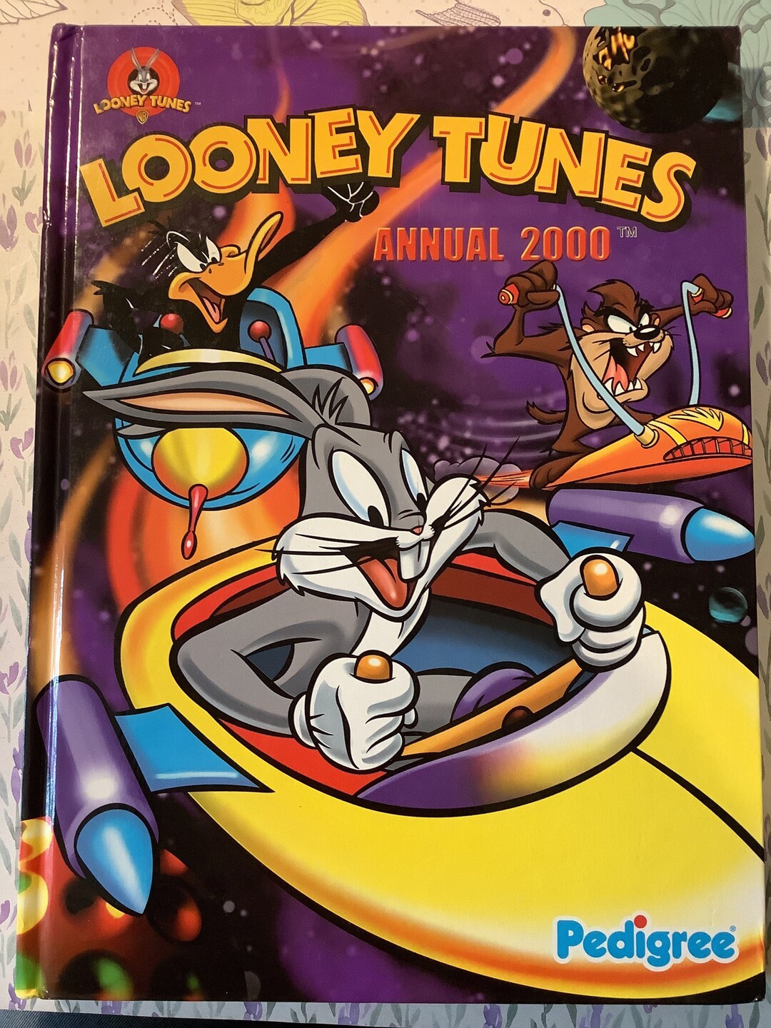 RARE Vintage 2000 'looney Tunes Annual' in Hardback
