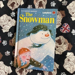 RARO libro di prima edizione del 1988 &quot;The Snowman&quot; di Raymond Briggs, da collezione, con splendide illustrazioni tratte dal film.