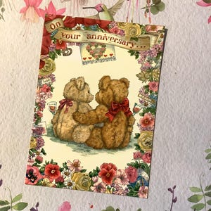RARA carta vintage del 1992 "Per il tuo anniversario" ADORABILE "Bengry Bears" ADORABILE coppia di orsacchiotti di peluche disegnata da Sarah Bengry - Decorata all'interno