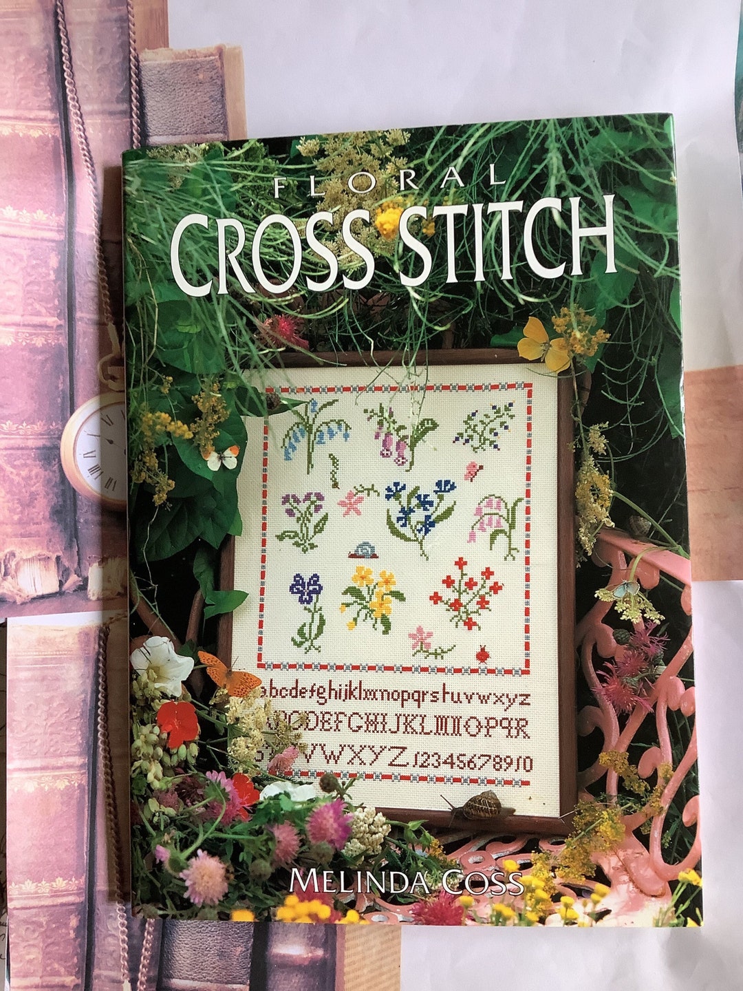 STUNNING Vintage 1993 'floral Cross Stitch' Book in Hardback by Melinda