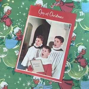 Tarjeta fotográfica retro del coro de niños, extremadamente rara, de la década de 1970, "Joy at Christmas" (Alegría en Navidad), religiosa, estilo tradicional, divertida tarjeta kitsch