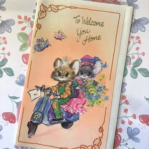 Tarjeta vintage/retro rara de la década de 1970 sin usar con la frase "Te damos la bienvenida a casa" con un bonito diseño de ratón Tarjeta vintage/retro/para amantes de los ratones - Sweet Verse