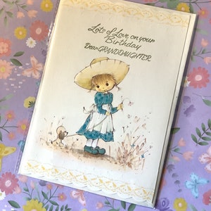 RARE Retro/Vintage Circa 1970 'Un sacco di amore per il tuo compleanno Cara nipote' Card - Cute Kitsch Little 'Holly Hobbie' Style Girl Design