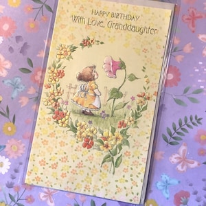 RARE carte vintage des années 1970 « Happy Birthday With Love, petite-fille » - jolie petite fille et design floral - carte vintage pour les amoureux