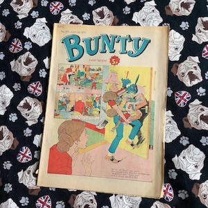 Rare Vintage July 26, 1975 &#39;Bunty For Girls&#39; Comic No 915 - Childhood Nostalgia - Fun & Unusual 50th Birthday Gift with Handmade Gift Tag