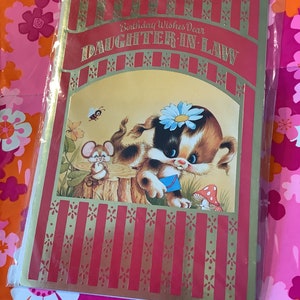 Cartão RARO Vintage Circa 1970s 'Desejos de Aniversário Querida Nora' - ADORÁVEL Design Kitsch de Cachorro e Rato de Olhos Azuis Grandes - Cartão Divertido e Nostálgico