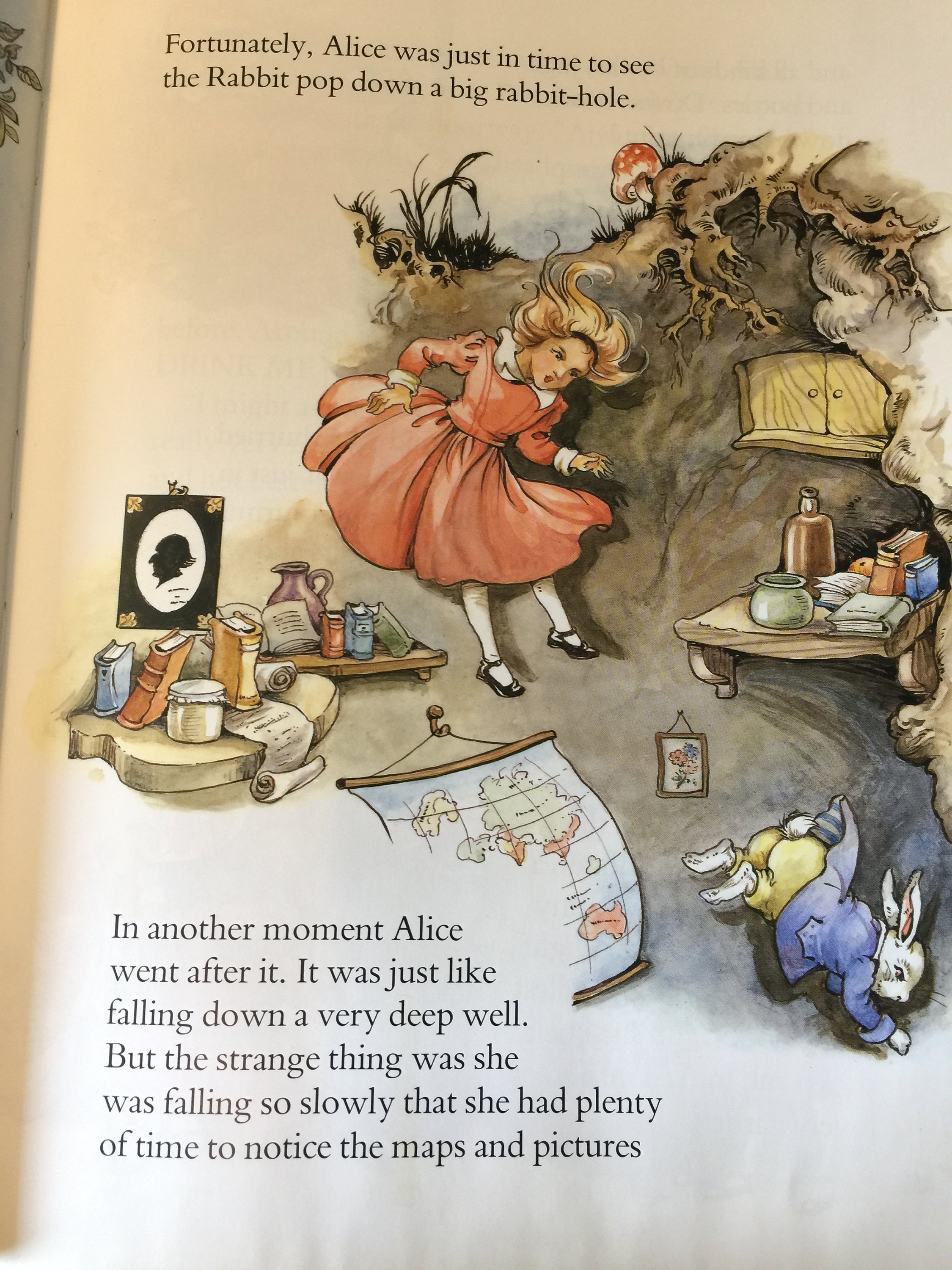 92 List Alice In Wonderland Hardback Book with Best Writers