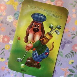 Cartão de aniversário RARO vintage/retro por volta dos anos 1970 'Feliz aniversário para meu querido marido' - Design fofo de cachorro golfista - Marido amoroso retrô/golfe/cachorro -