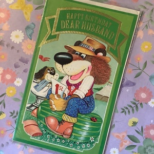 Cartão RARO Vintage/Retro Circa 1970 'Feliz Aniversário, Querido Marido' - Design de Leão Fofo - Retro/Jardinagem Marido Amoroso - Cartão Kitsch Pure 70s